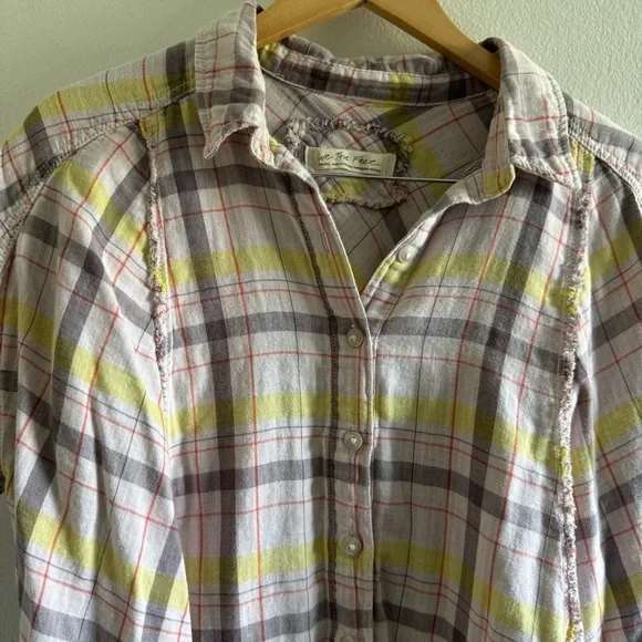 Free People We The Free Seeking Starlight Plaid Button-Up Shirt size Small - Picture 10 of 13